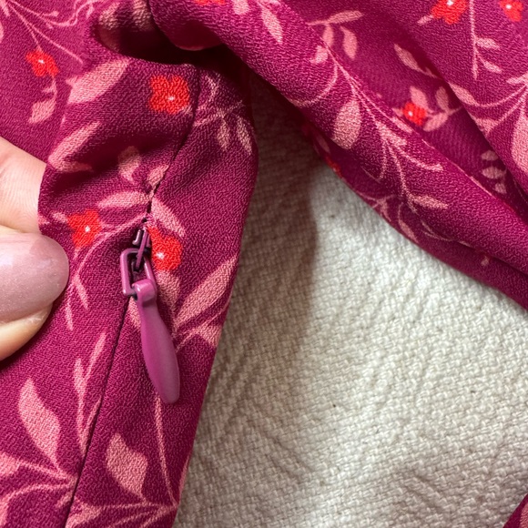 Old Navy Magenta Ditsy Floral Faux Wrap Georgette Ruffle Midi Dress XL - Picture 5 of 8